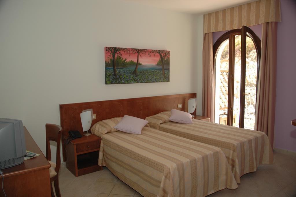 Agriturismo L'Arca Di Anna Brambilla Belvedere Marittimo Zimmer foto